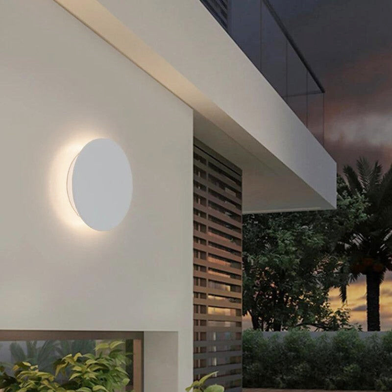 Applique Murale Ronde LED Extérieure Blanche | Alba | Univers Mural Image